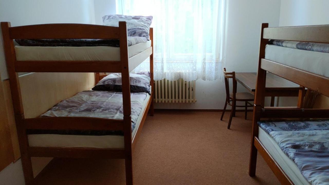 Hostel Sokol Troja Prague Ngoại thất bức ảnh